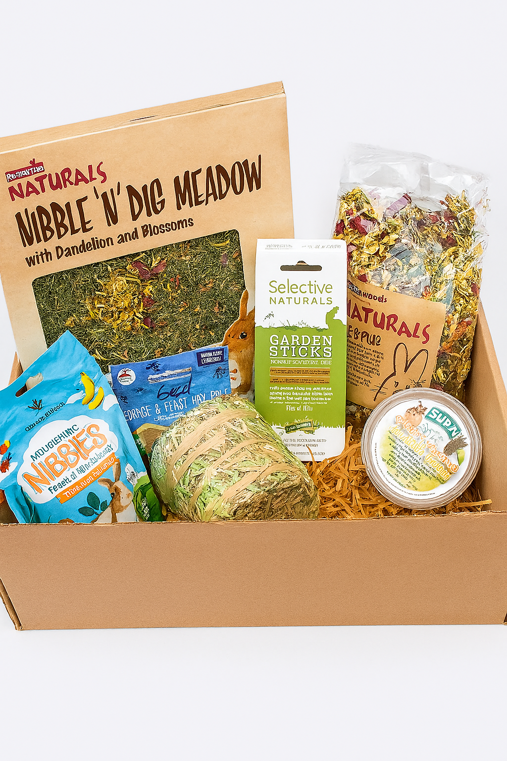 Forage & Feast Box – A Natural Delight for Rabbits & Guinea Pigs